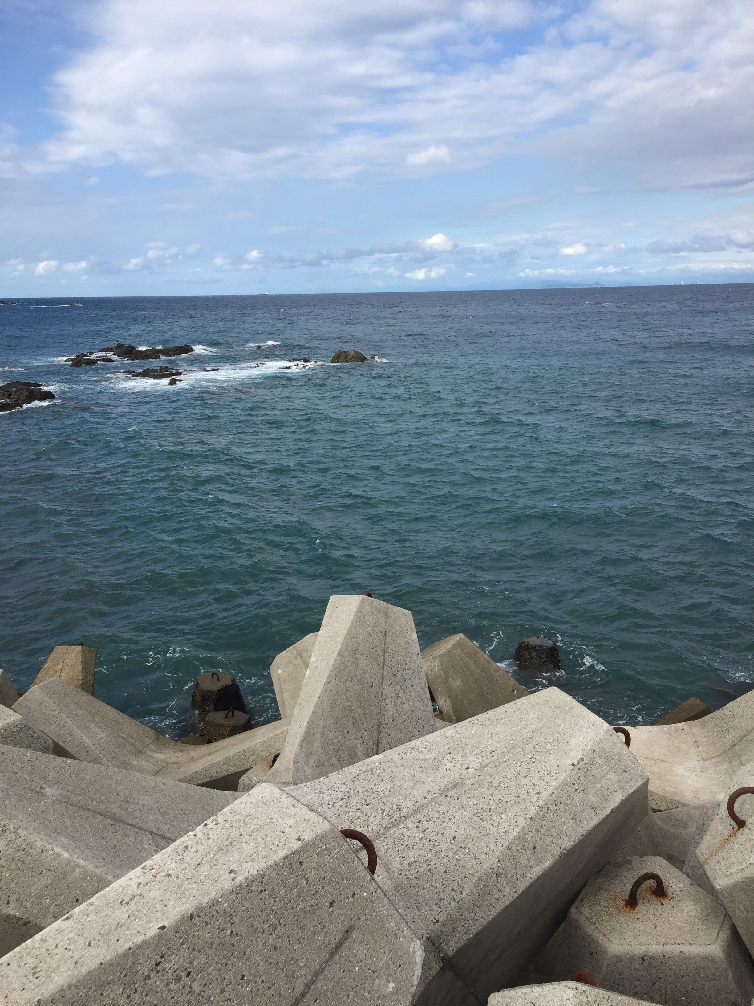 田杭漁港の釣り場紹介、和歌山中紀の日の岬の近くのエギングにオススメの漁港