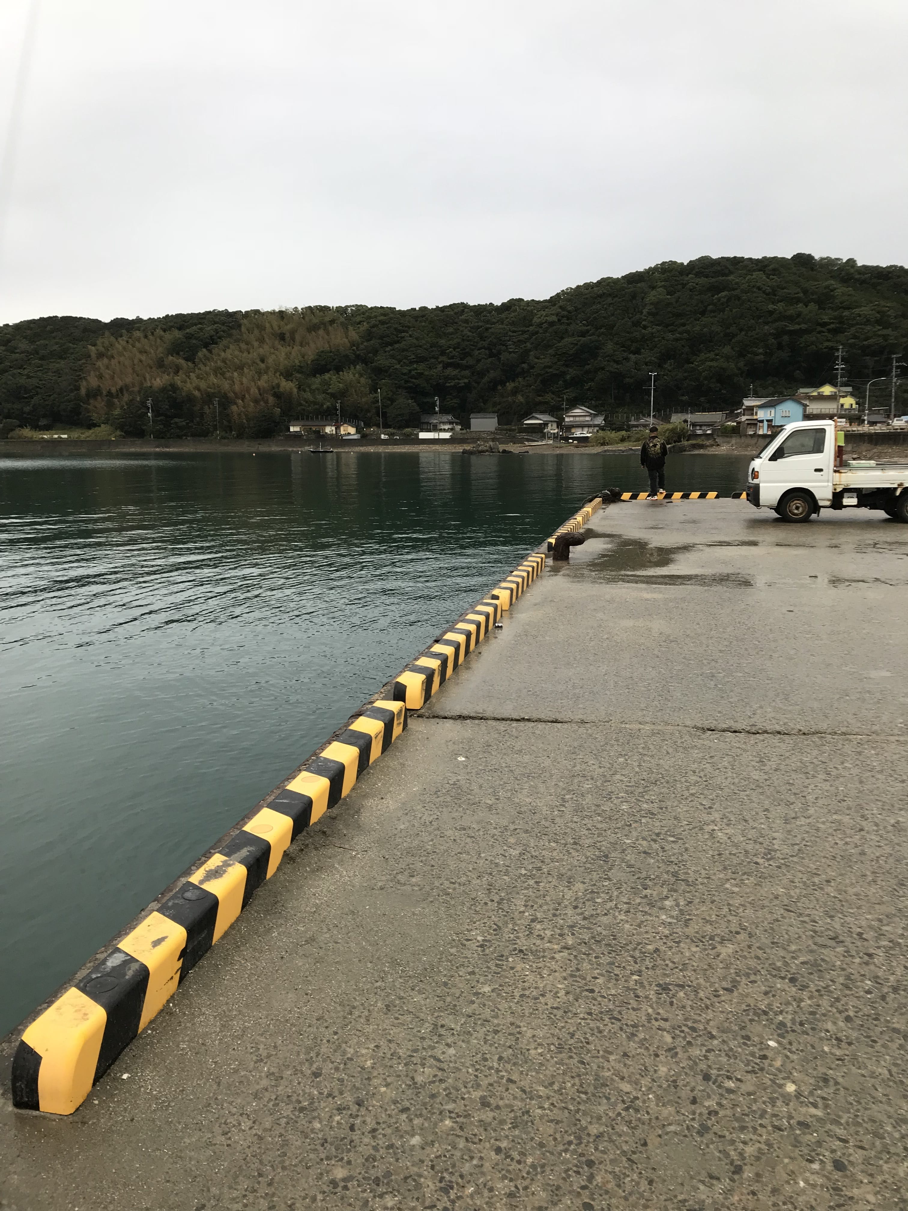 串本袋湾奥の釣り場紹介、和歌山県南紀串本の手軽なエギングとファミリーフィッシングにオススメの釣り場