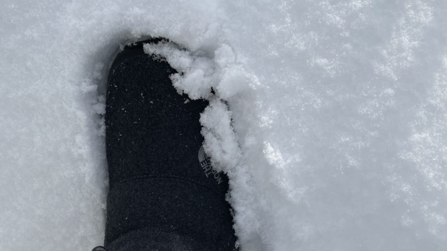 【ヌプシ】冬の釣りにおすすめの防水の靴！ダウンでノースフェイス・ヌプシのブーツがおすすめ！(冬の北海道でも暖かい)