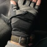 冬の釣りにピッタリ！手袋の下につけて暖かいFree knotのインナーグローブ