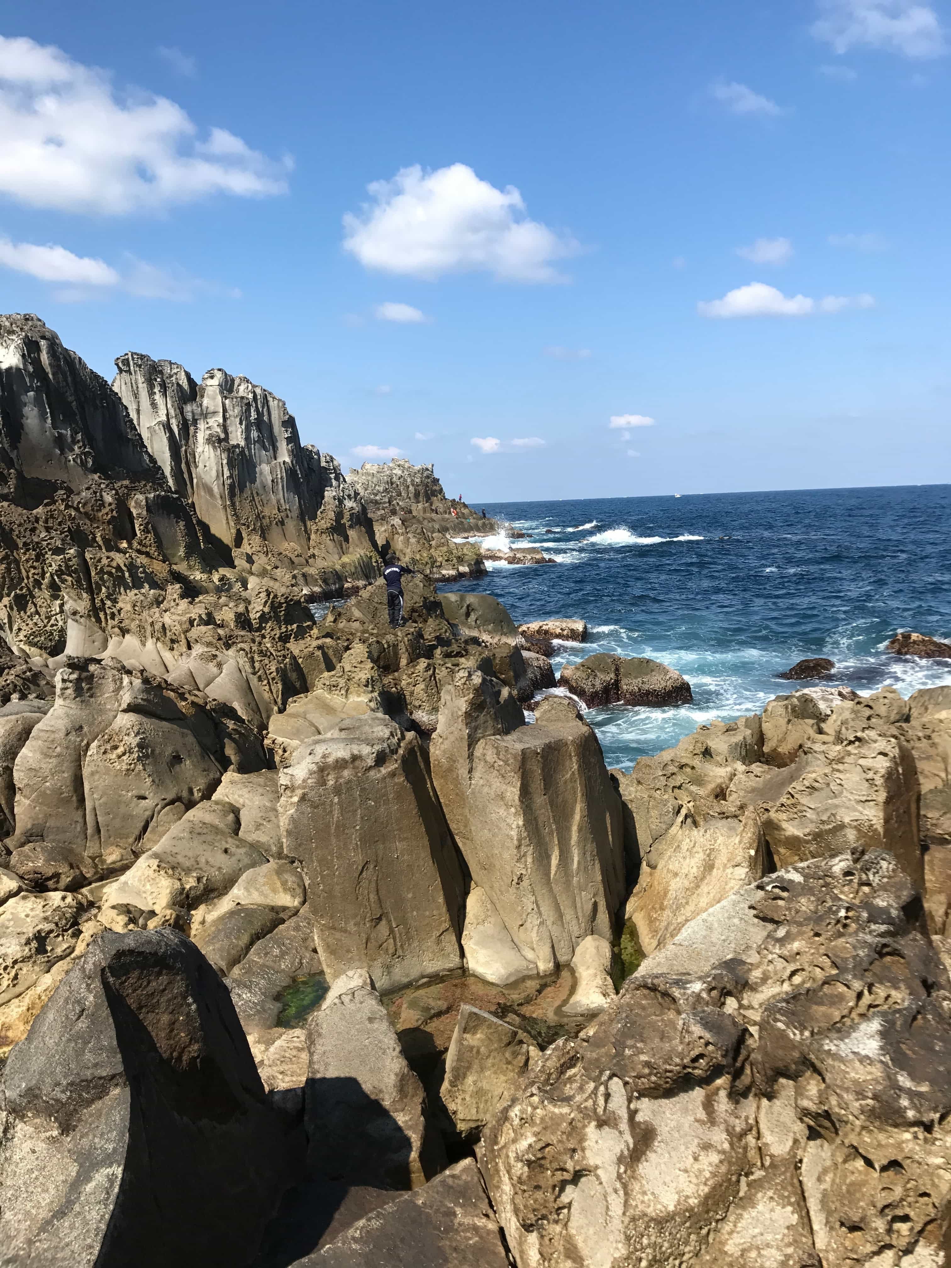 春マサ狙いの経ヶ岬の地磯へ日本海ショアジギング釣行(４月）